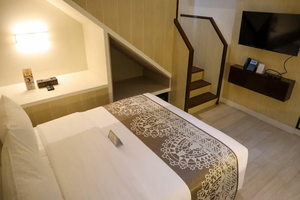 Mella Hotel Paranaque City