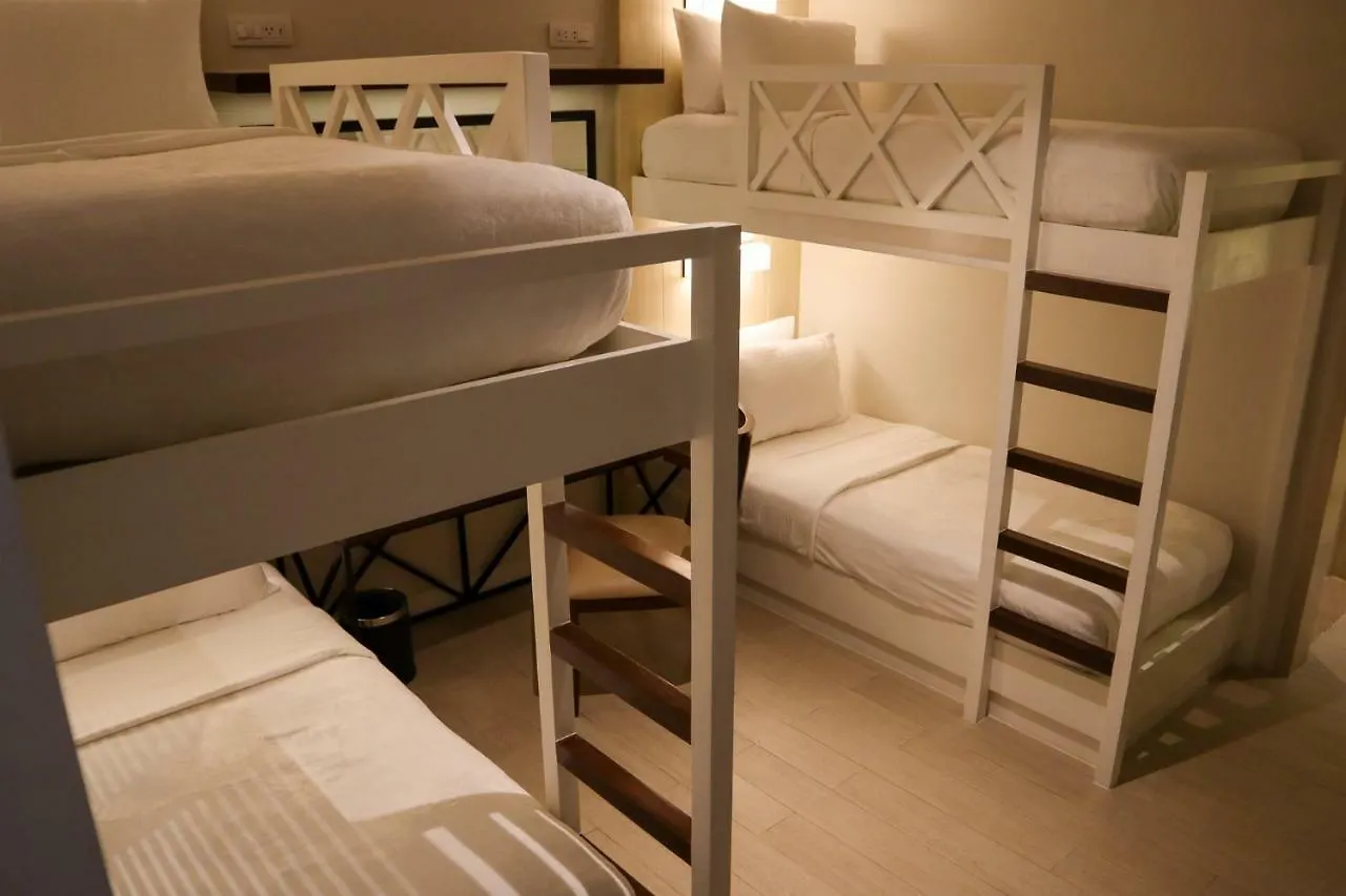 Mella Hotel Paranaque City